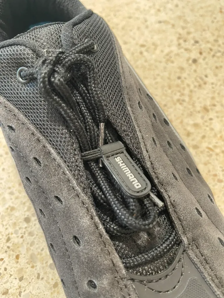 Used Shimano Chaussures Clips SPD T41 bike — image 2 of 9