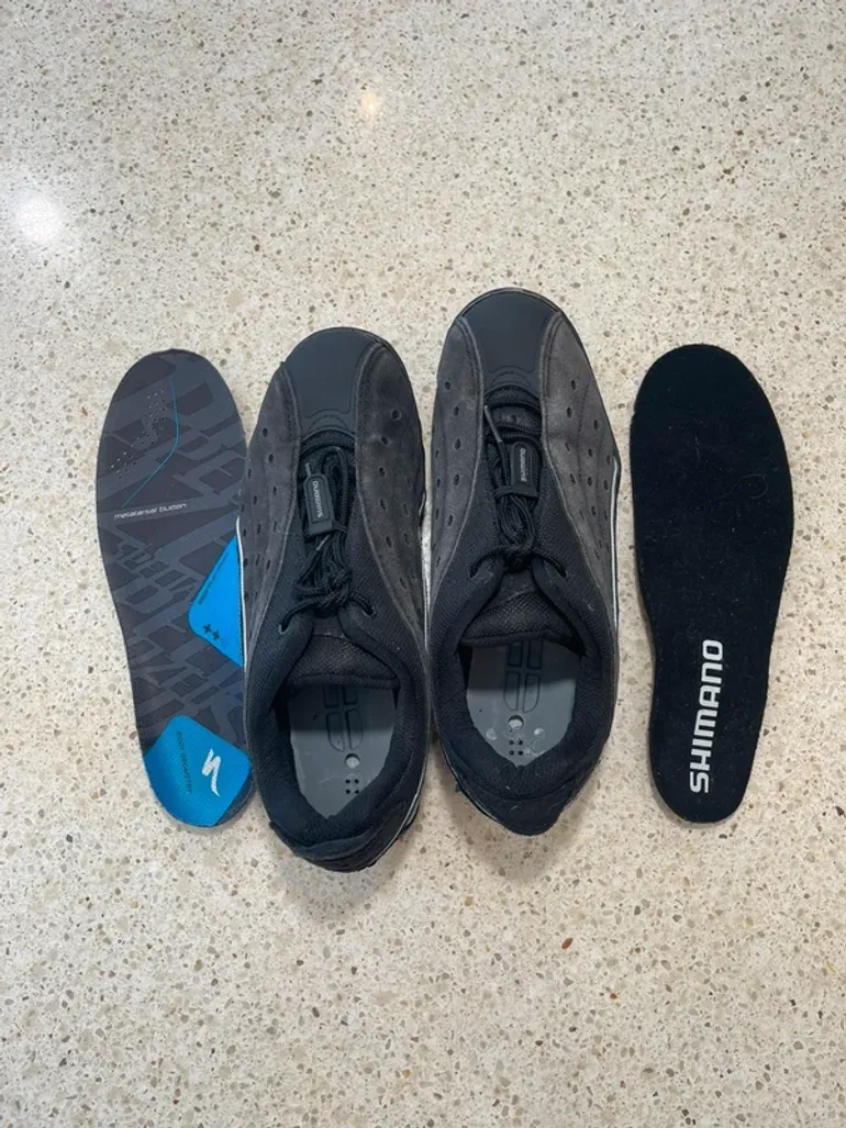 Used Shimano Chaussures Clips SPD T41 bike — image 6 of 9
