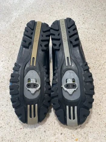 Used Shimano Chaussures Clips SPD T41 bike — image 4 of 9