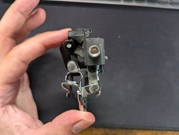 Used Shimano FD-R7000 2x11 front derailleur bike — image 2 of 4