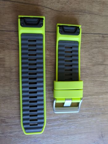 Used Garmin QuickFit 26 Watch Band 2026 bike — image 4 of 7