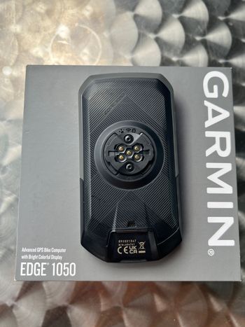 Used Garmin Edge 1050 GPS Bike Computer 2024 bike — image 8 of 10