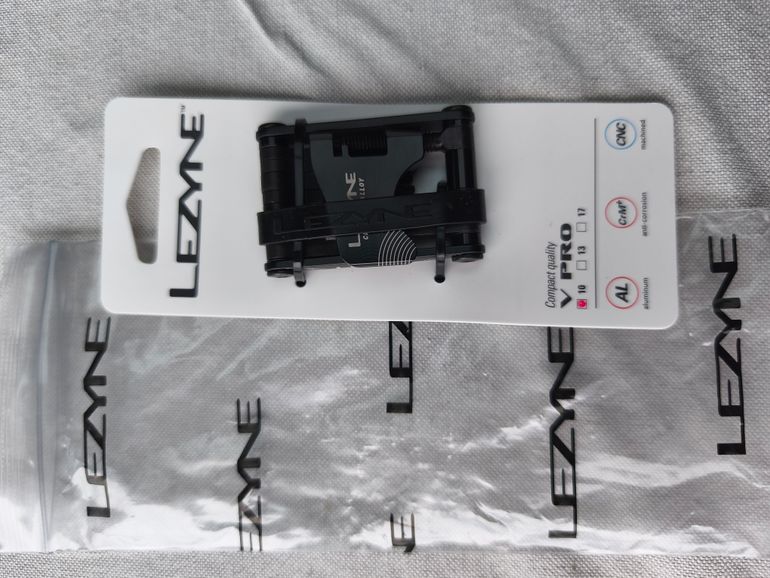 Used Lezyne Multi Tool For Bikes V PRO 5-7-10-11-13-17 bike — image 1 of 2