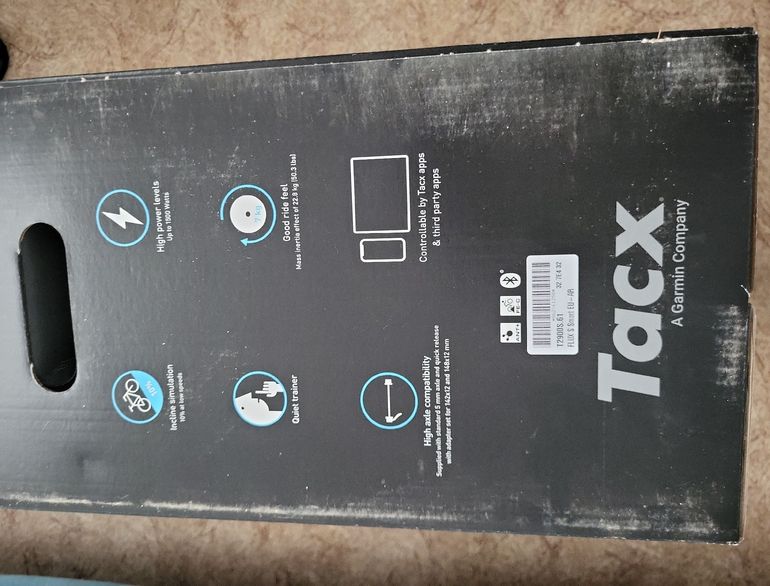 Used Garmin Tacx Flux Smart 2 2024 bike — image 5 of 9
