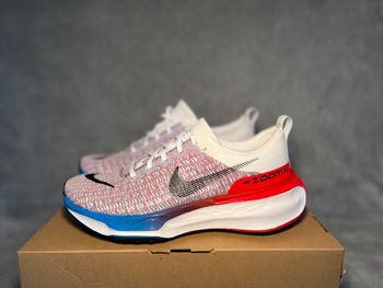 Used Nike ZoomX Invincible 3 bike — image 2 of 6