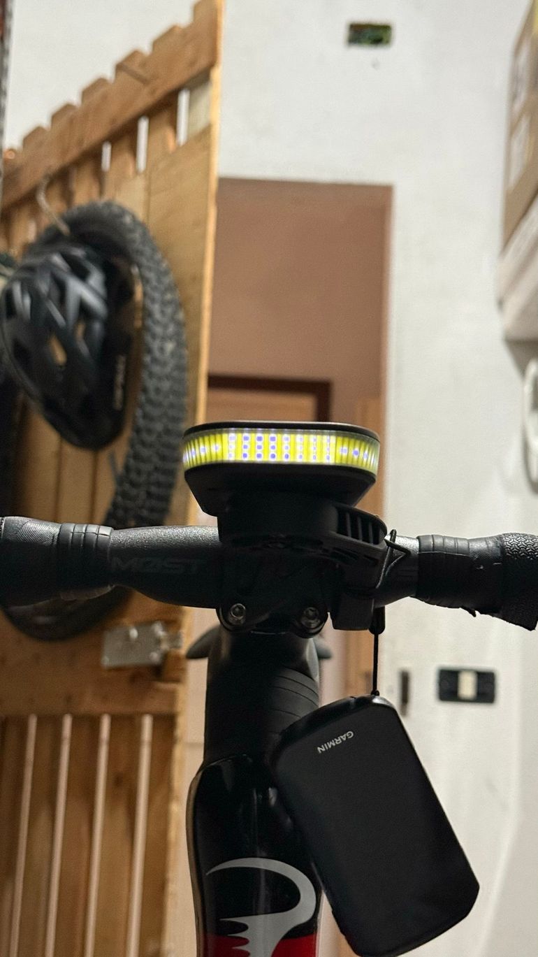 Used Ravemen FR300 Front Bike Light bike — image 2 of 8