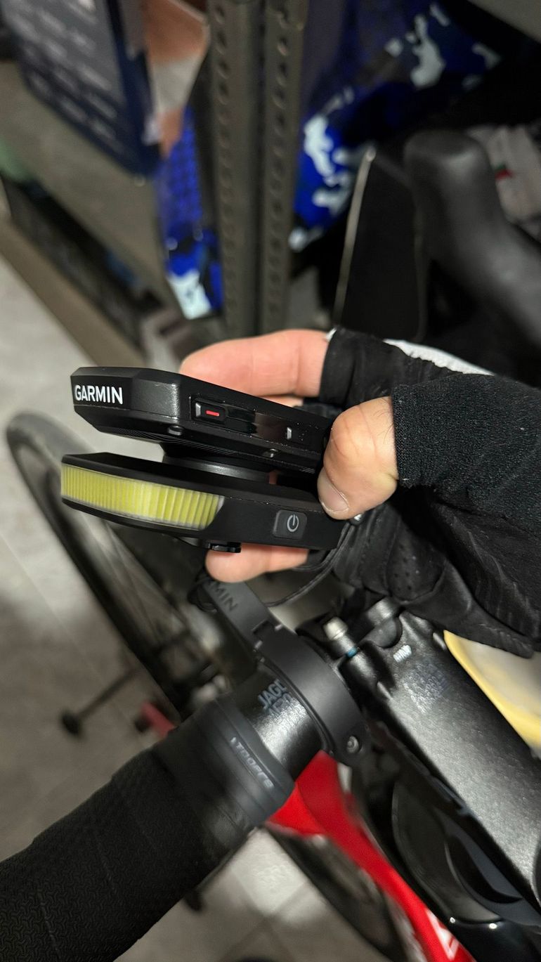 Used Ravemen FR300 Front Bike Light bike — image 3 of 8