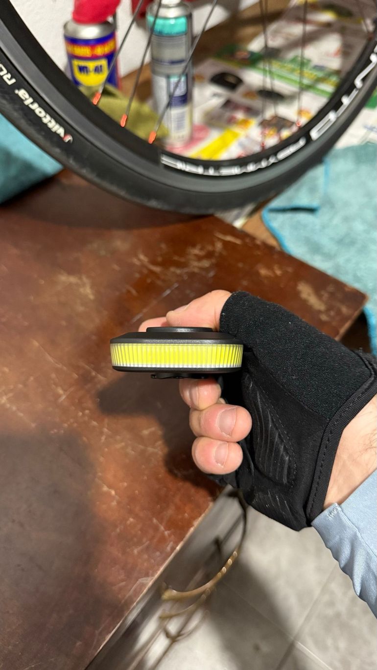 Used Ravemen FR300 Front Bike Light bike — image 4 of 8