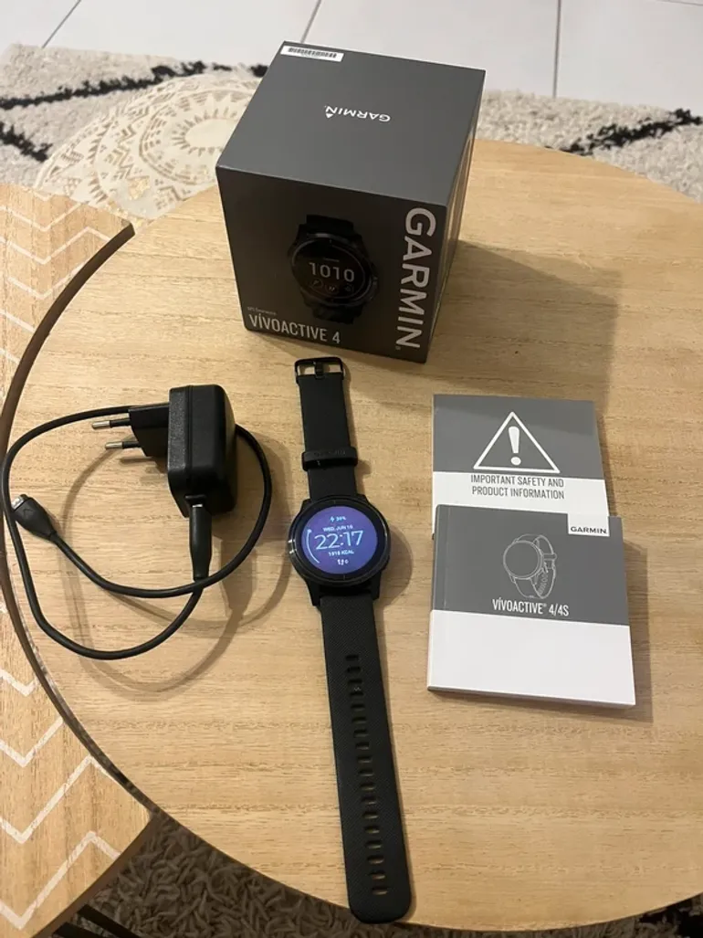 Used Garmin Vivoactive 4 bike — image 1 of 4