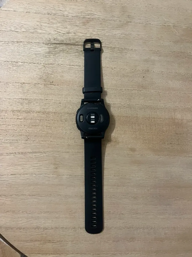 Used Garmin Vivoactive 4 bike — image 3 of 4