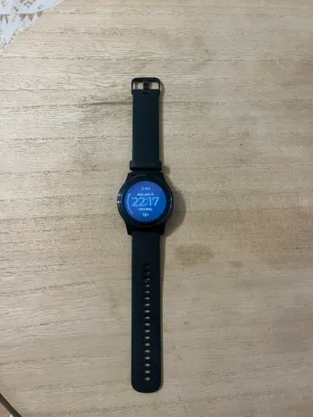 Used Garmin Vivoactive 4 bike — image 2 of 4