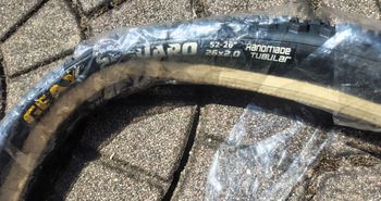 Used Geax Saguaro 26"x2.0 Tubolare 2018 bike — image 3 of 4