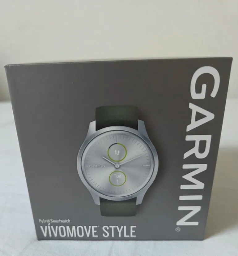 Used Garmin Vivomove Style bike — image 4 of 7