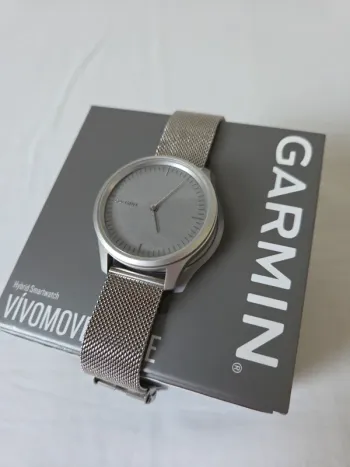 Used Garmin Vivomove Style bike — image 3 of 7