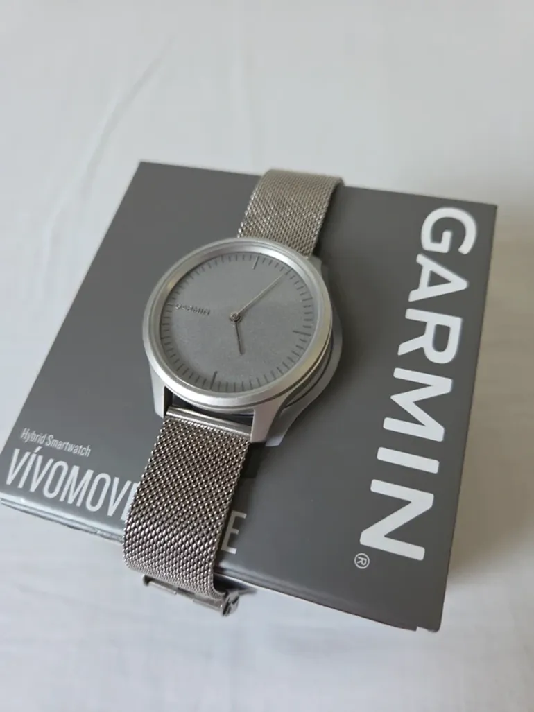 Used Garmin Vivomove Style bike — image 3 of 7