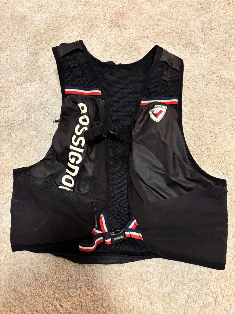 Used Rossignol Escaper Active 8L Hydration Pack 2025 bike — image 1 of 3