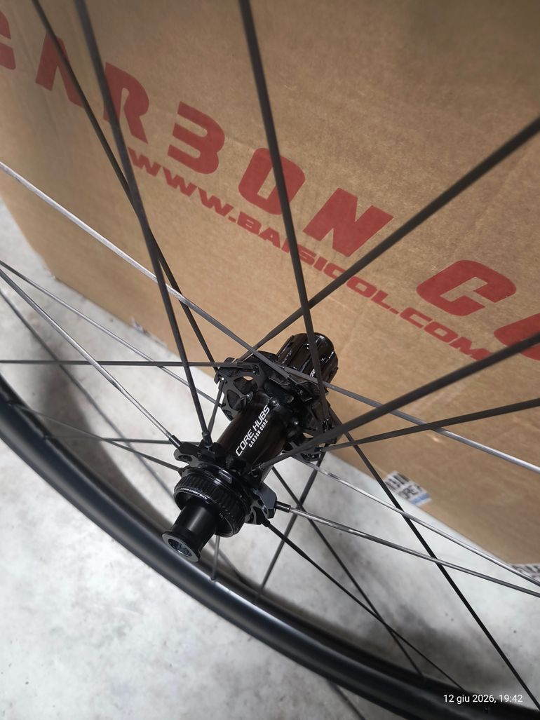 Used Carbon core 38 bike — image 6 of 7