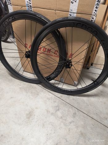 Used Carbon core 38 bike — image 5 of 7