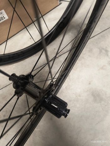 Used Carbon core 38 bike — image 3 of 7