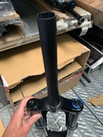 Used Rock Shox Forcella Domain RC 29 160 2024 bike — image 3 of 4