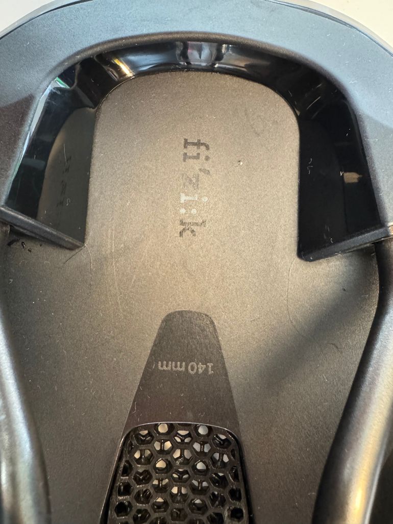 Used Fizik Vento Argo R3 Adaptive 2025 bike — image 6 of 8