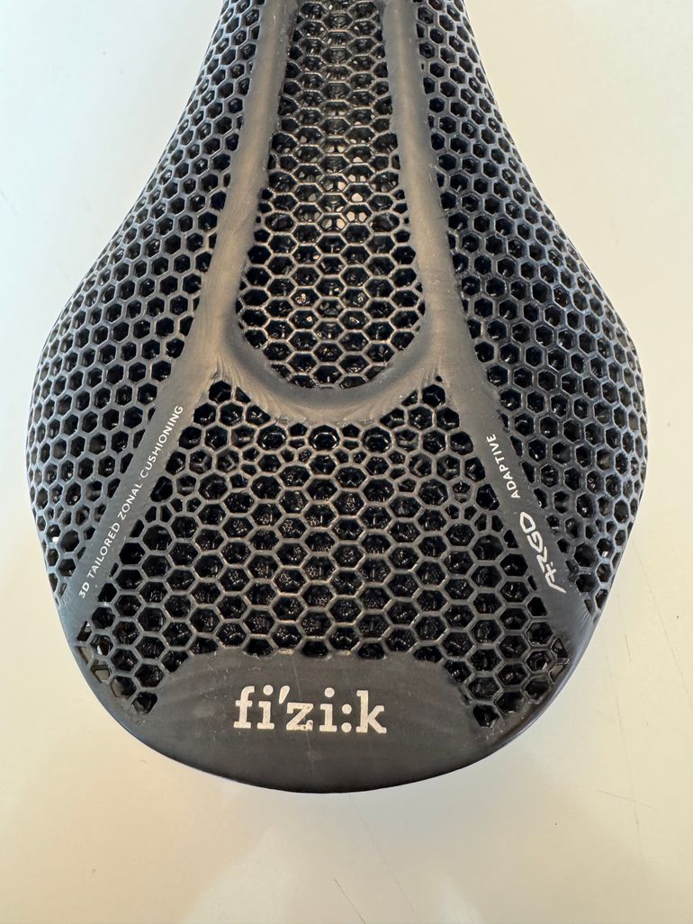 Used Fizik Vento Argo R3 Adaptive 2025 bike — image 2 of 8