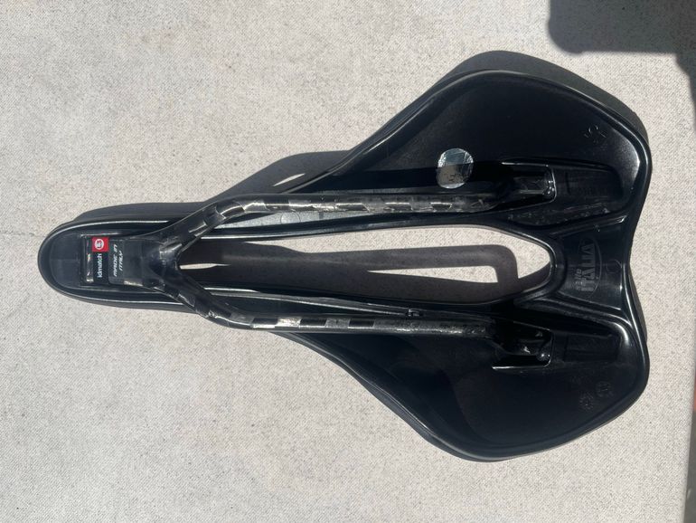 Used Selle Italia SLR Boost Superflow Carbone bike — image 2 of 3