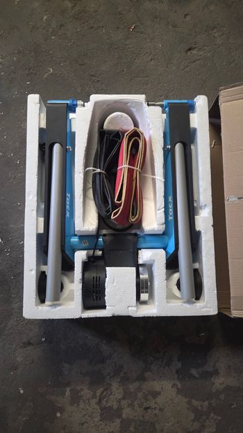 Used Tacx Blue Matic Trainer bike — image 2 of 3
