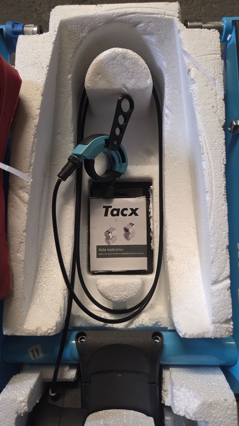 Used Tacx Blue Matic Trainer bike — image 3 of 3
