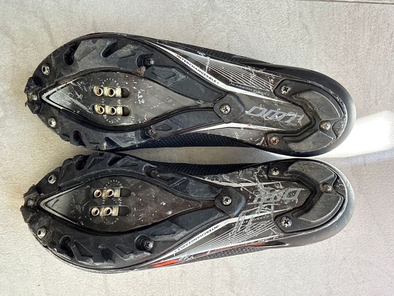 Used Dmt KM3 2025 bike — image 2 of 4