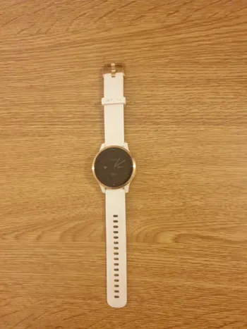 Used Garmin Vivoactive 4S bike — image 2 of 6