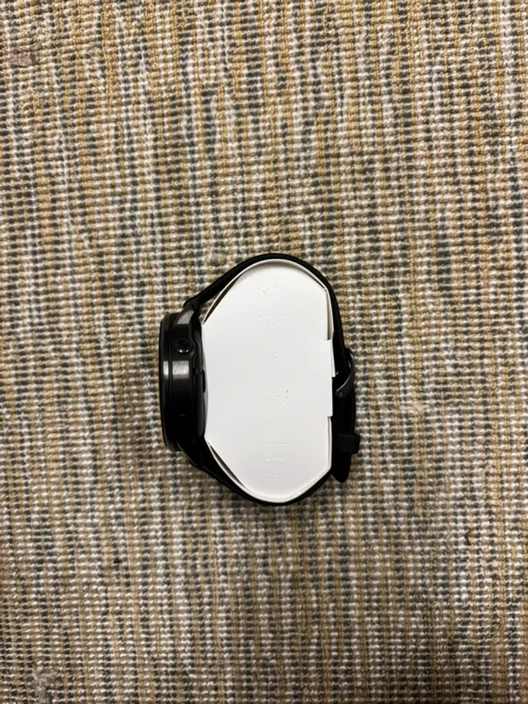 Used Garmin Venu 4 bike — image 6 of 6