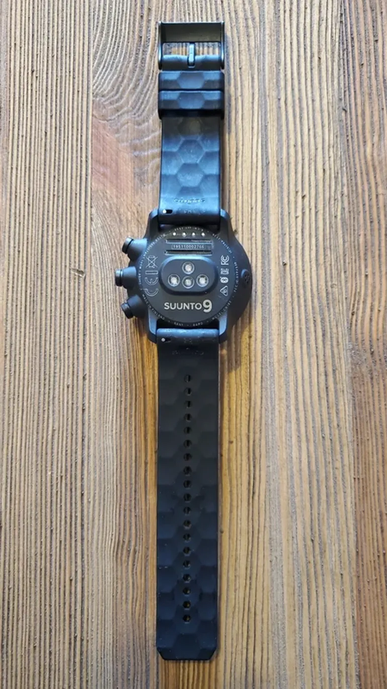 Used Suunto 9 Baro Titanium bike — image 7 of 8