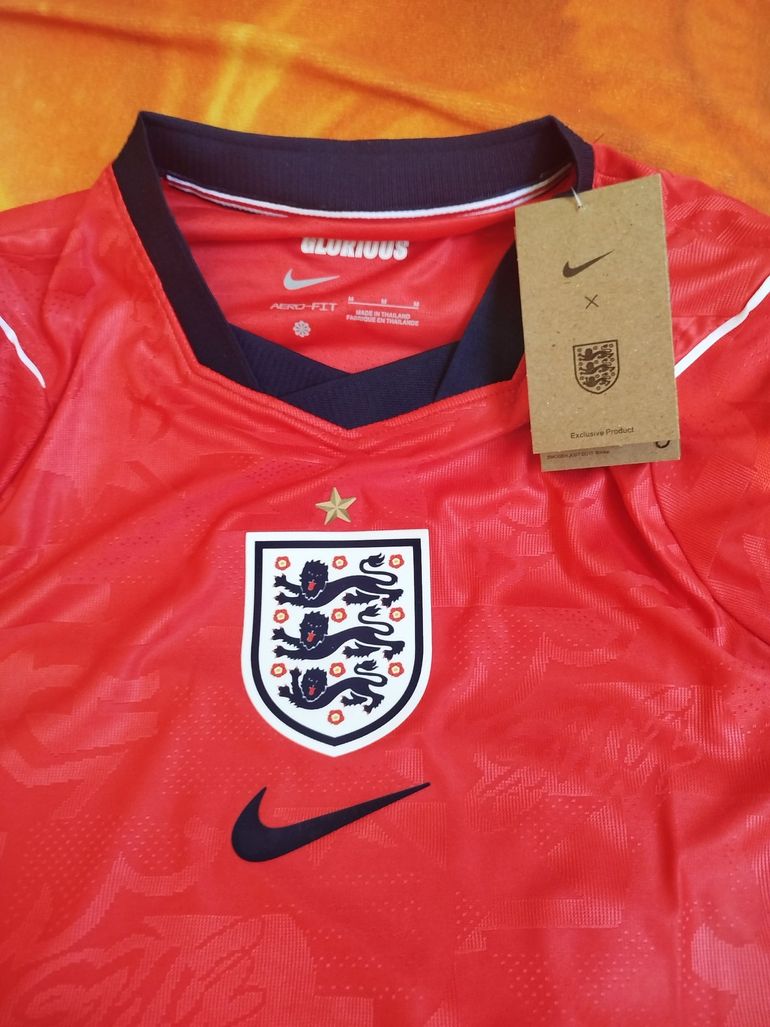 Used Nike Maillot Angleterre 2026 bike — image 5 of 7