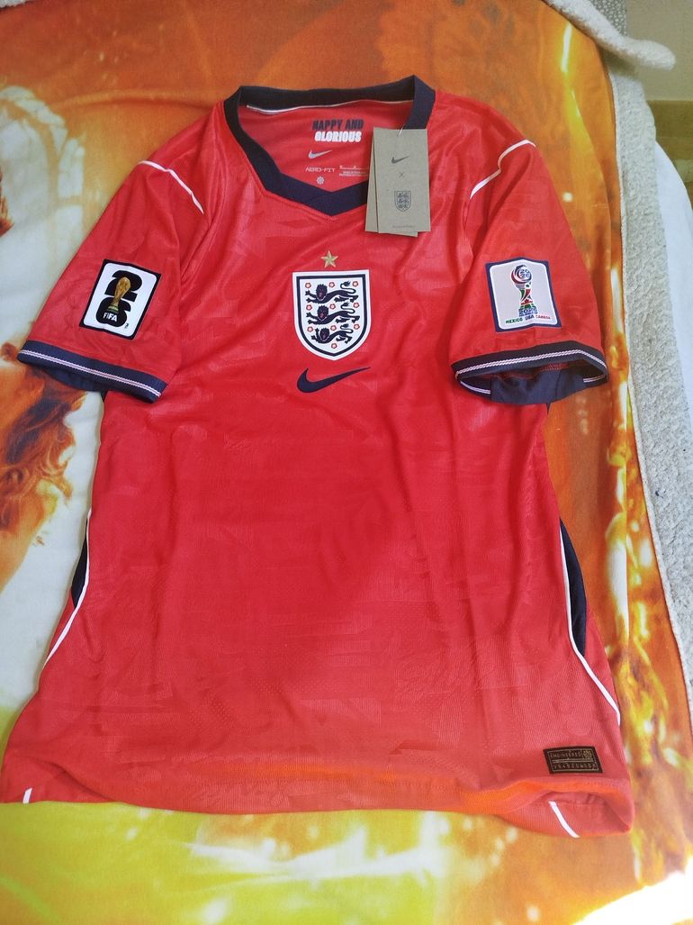 Used Nike Maillot Angleterre 2026 bike — image 1 of 7