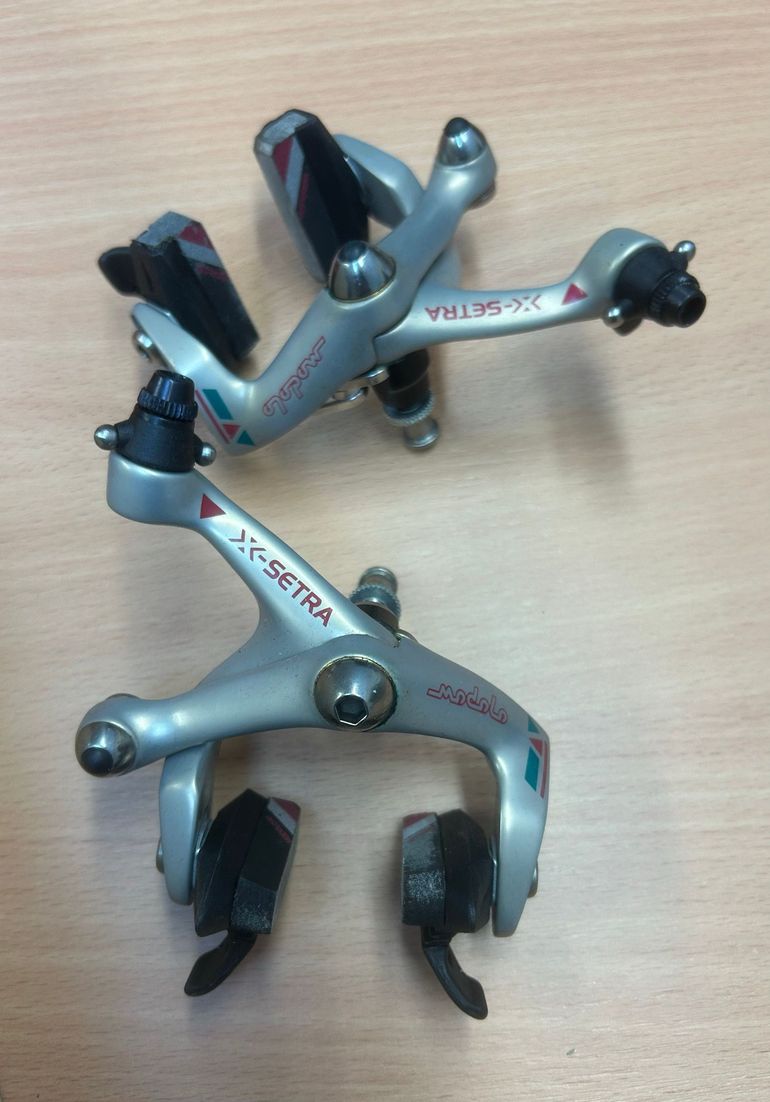 Used MODOLO Brake Calipers and levers bike — image 4 of 8
