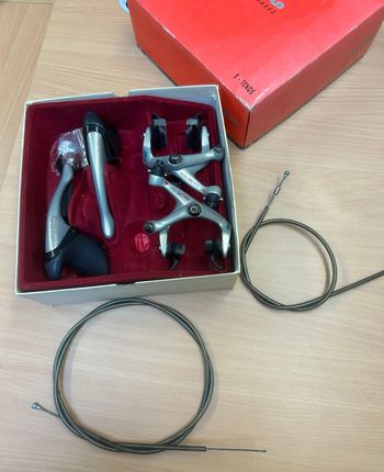 Used MODOLO Brake Calipers and levers bike — image 5 of 8