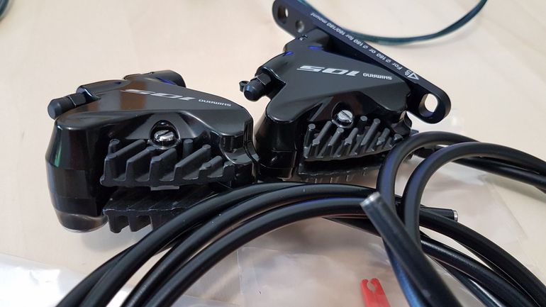 Used Shimano 105 ST-R7020 2x11S Flatmount bike — image 10 of 12