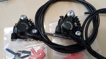 Used Shimano 105 ST-R7020 2x11S Flatmount bike — image 8 of 12
