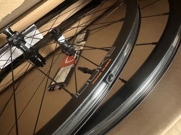 Gebrauchtes Duke Road Runner 23 Disc Wheelset 2026 bike — Bild 2 von 8