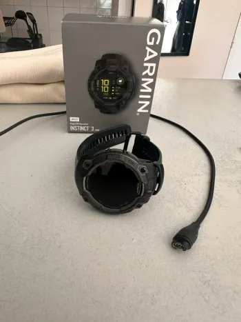 Used Garmin Instinct 3 bike — image 2 of 4