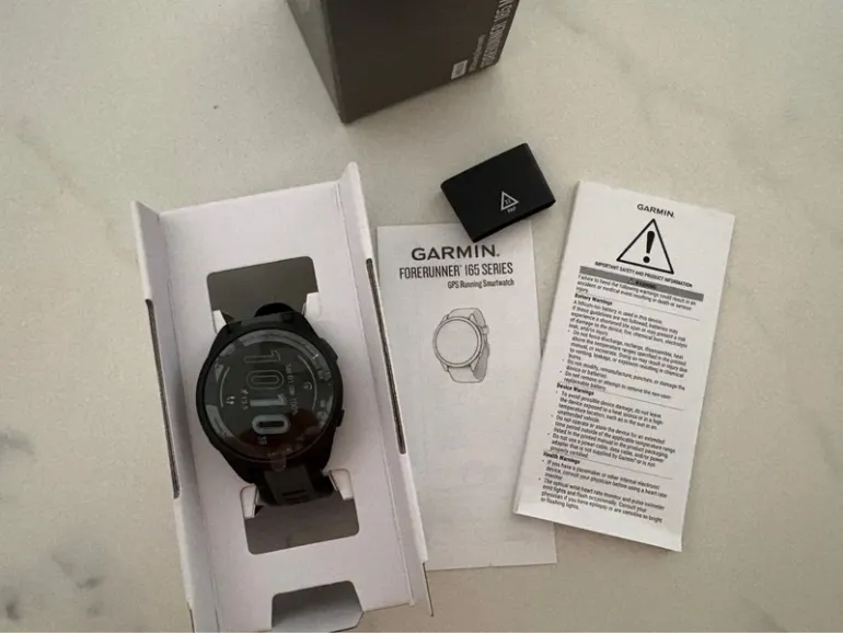 Used Garmin Forerunner 165 Music bike — image 2 of 9