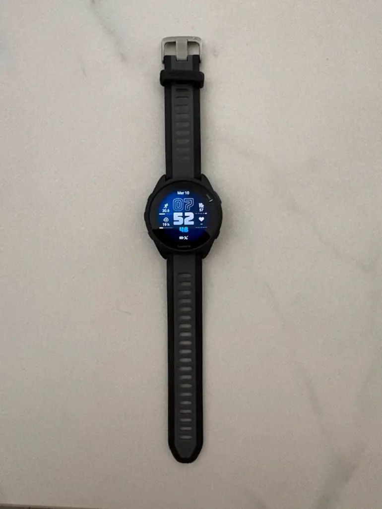Used Garmin Forerunner 165 Music bike — image 3 of 9