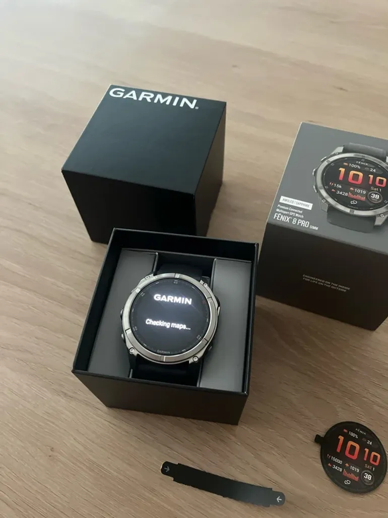 Used Garmin Fenix 8 Pro AMOLED bike — image 4 of 5