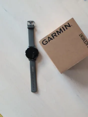 Used Garmin Venu 3S bike