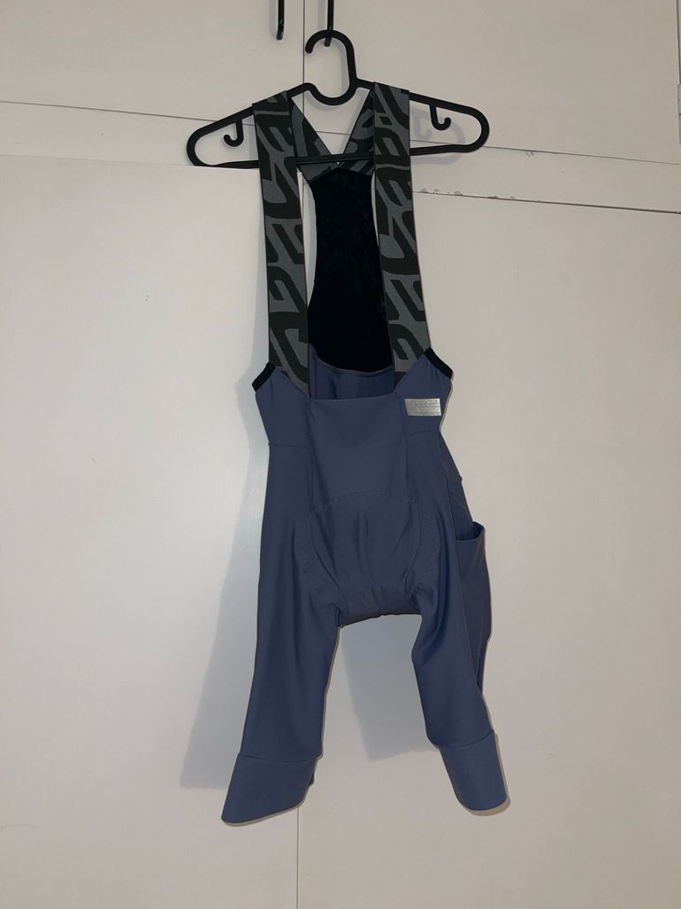 Used Q36.5 Adventure Cargo Bib Shorts 2025 bike — image 4 of 7