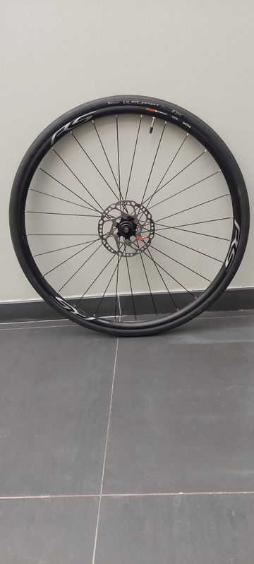 Tweedehands Shimano RS171 Complete Wheelset 2024 bike — afbeelding 1 van 4