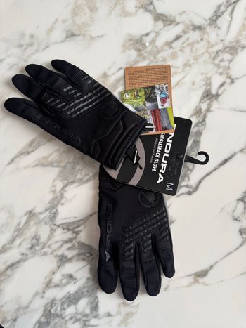 Used Endura Singletrack Glove bike — image 4 of 6