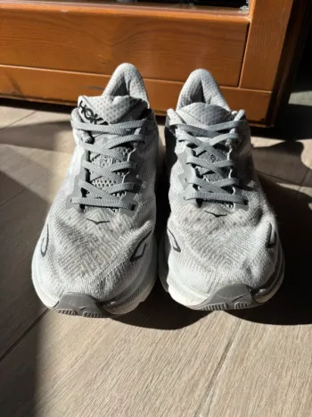 Used Hoka Clifton 9 bike — image 4 of 6