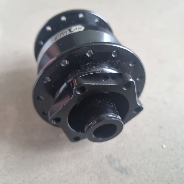 Used Shutter Precision PD-7 Dynamo Hub bike — image 3 of 3